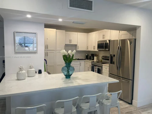 3725 S Ocean Dr # 924, Hollywood FL 33019