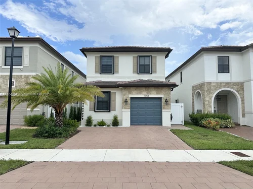 11055 W 35th Way, Hialeah FL 33018