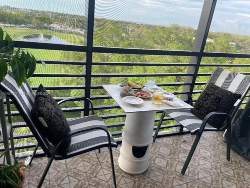 1400 Saint Charles Pl # A, Pembroke Pines FL 33026