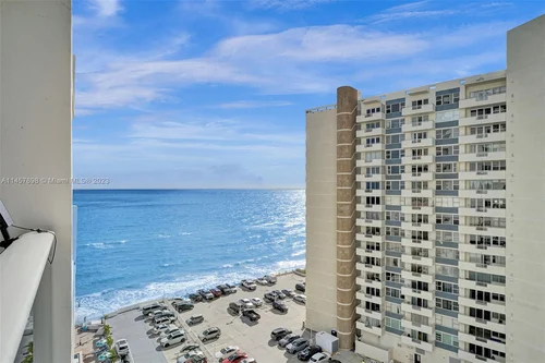 3140 S Ocean Dr # 1102, Hallandale Beach FL 33009