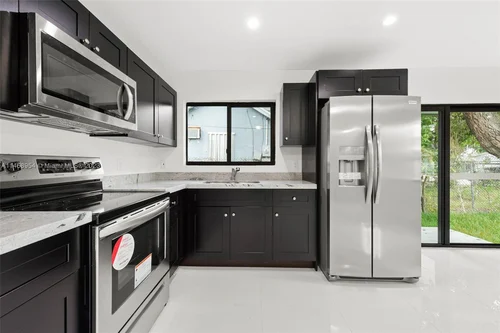 1716 NW 76th Ter # 1716, Miami FL 33147