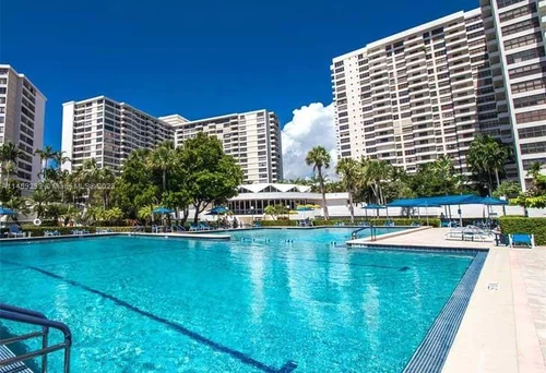 600 Three Islands Blvd # 1708, Hallandale Beach FL 33009