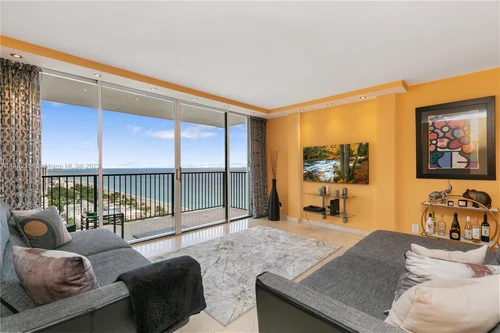 2101 S Ocean Dr # 2404, Hollywood FL 33019