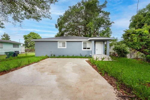 1767 NW 73rd St, Miami FL 33147