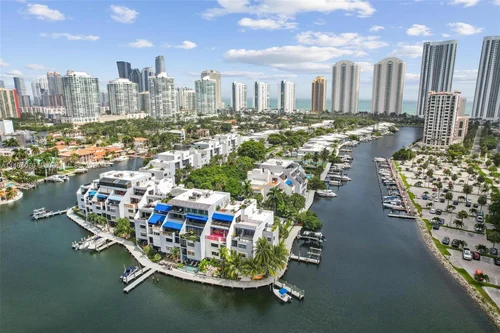 458 Poinciana Dr # 1630, Sunny Isles Beach FL 33160