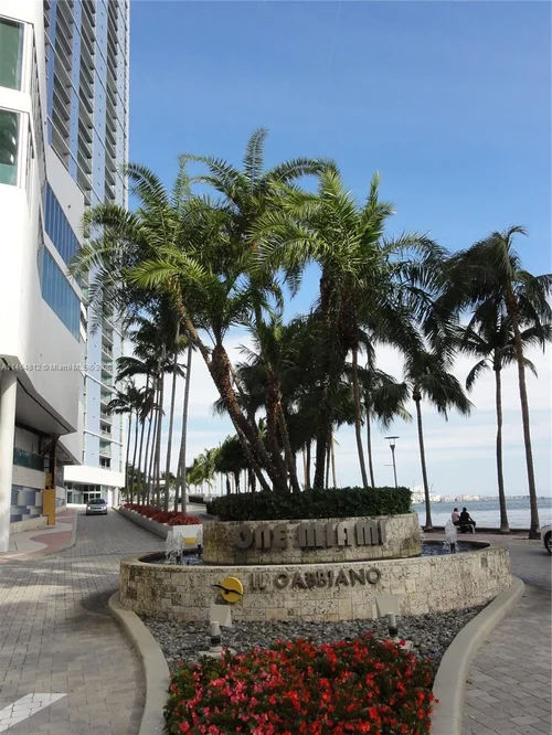 325 S Biscayne Blvd # 3721, Miami FL 33131