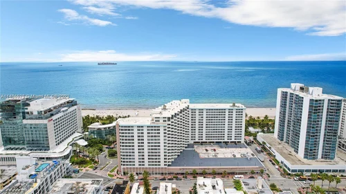 2899 Collins Ave # 1042, Miami Beach FL 33140