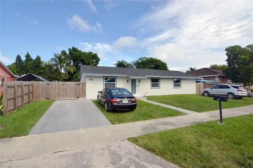 14913 SW 302nd Ter, Homestead FL 33033