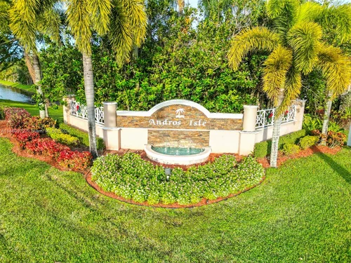 8525 Pine Cay, West Palm Beach FL 33411