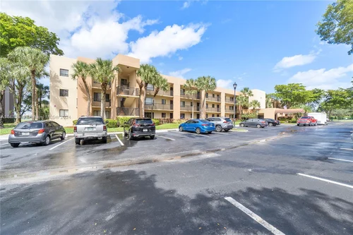 7314 Ashmont Cir # 105, Tamarac FL 33321