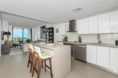 1600 NE 1st Ave # 3111, Miami FL 33132