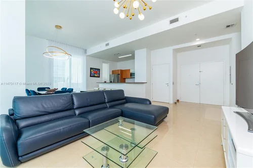 300 S Biscayne Blvd # 3802, Miami FL 33131