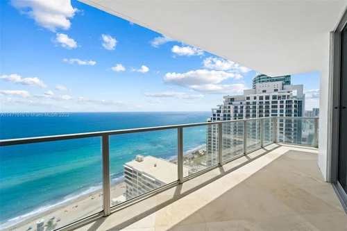 3101 S Ocean Dr # 2702, Hollywood FL 33019