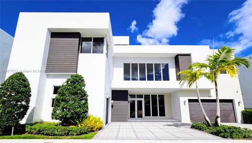 10247 NW 75th Ter, Doral FL 33178