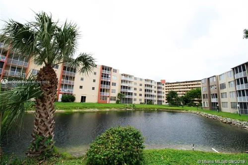 1700 NE 191st St # 511, Miami FL 33179