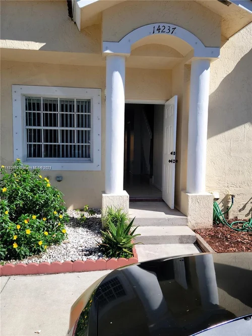 14237 SW 120th Ct # 11, Kendall FL 33186