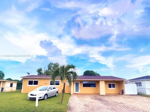 3540 NW 81st Ter, Miami FL 33147