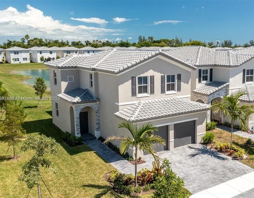 1373 SE 26th Rd, Homestead FL 33035