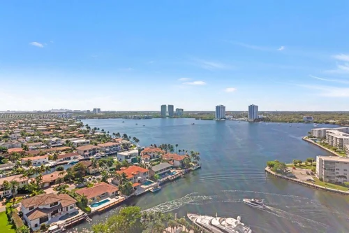 1000 W Island Blvd # 2003, Aventura FL 33160