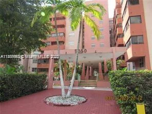 5050 NW 7th St # 406, Miami FL 33126
