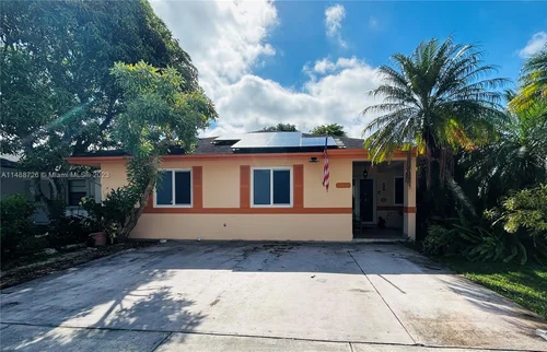 13540 SW 178th St, Miami FL 33177