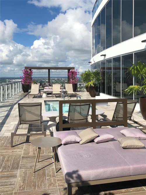 4010 S Ocean Dr # T3706, Hollywood FL 33019