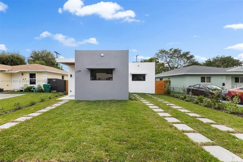 1736 NW 47th St, Miami FL 33142
