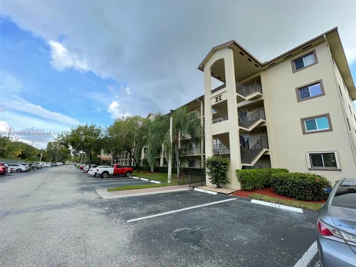 1301 SW 142nd Ave # 314H, Pembroke Pines FL 33027