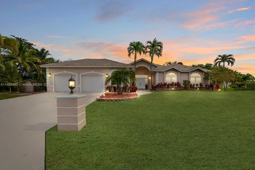 3707 NW 91st Way, Cooper City FL 33024