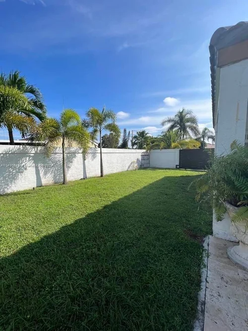 15370 SW 152nd Ave, Miami FL 33187