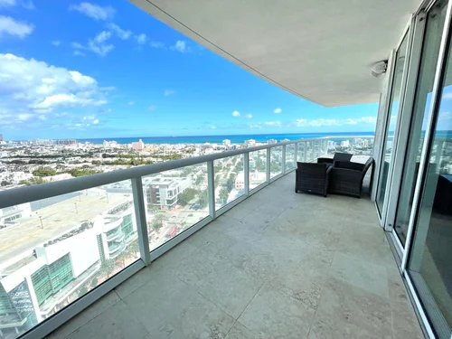 450 Alton Rd # 2310, Miami Beach FL 33139