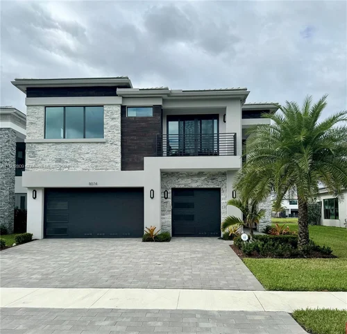 8074 Laurel Falls Dr, Boca Raton FL 33496