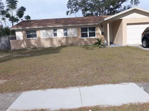 4913 tam dr, Orlando FL 32808