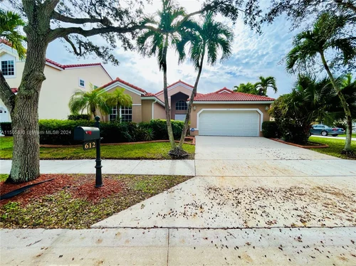 612 Cambridge Ter, Weston FL 33326