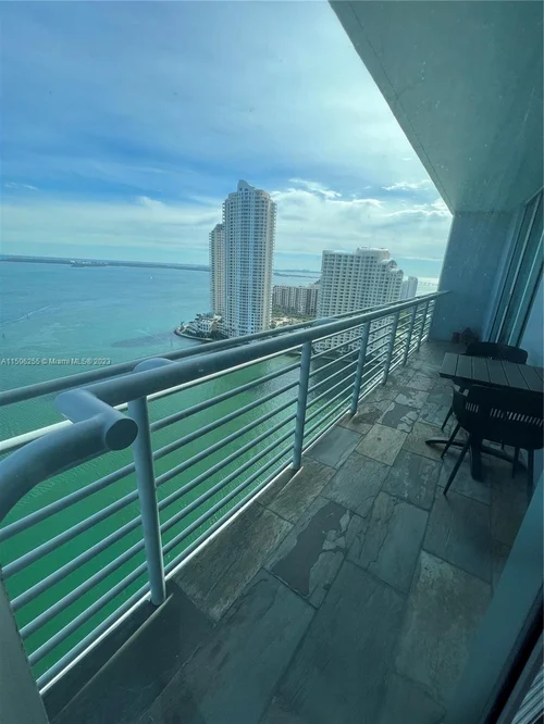 335 S Biscayne Blvd # 2712, Miami FL 33131