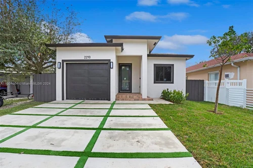 2210 Farragut St, Hollywood FL 33020