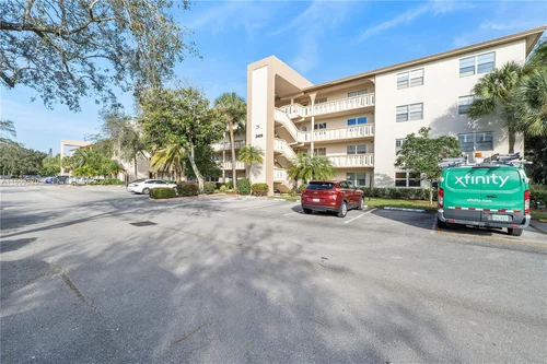 2405 Antigua Circle # K1, Coconut Creek FL 33066