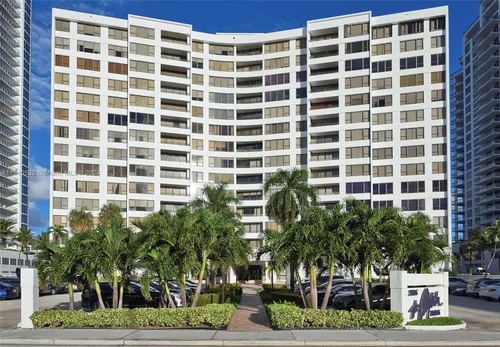 3505 S Ocean Dr # 910, Hollywood FL 33019