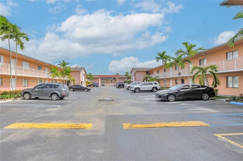 6041 W 24th Ave # 111, Hialeah FL 33016