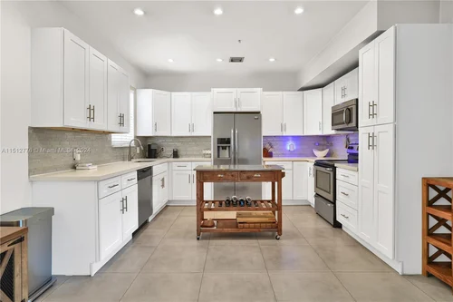 555 E Dania Beach Blvd # 1, Dania Beach FL 33004