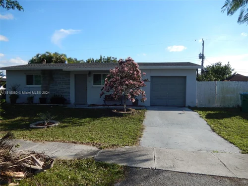 8000 NW 174th Ter, Hialeah FL 33015