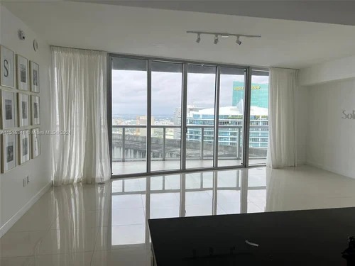 475 Brickell Ave # 5508, Miami FL 33131