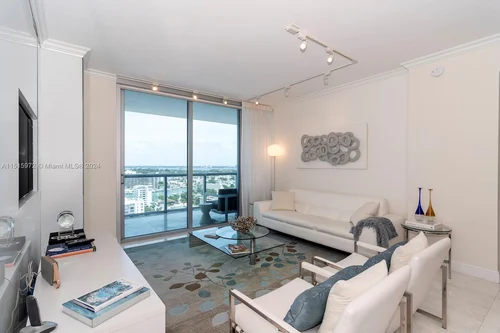 6799 Collins Ave, Miami Beach FL 33141