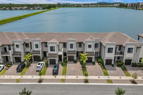 20540 NE 5th Pl # 20540, Miami FL 33179
