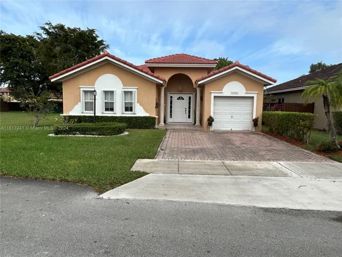 13165 SW 142 TER, Miami FL 33186