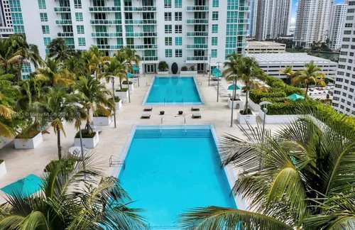 951 Brickell Ave # 3711, Miami FL 33131