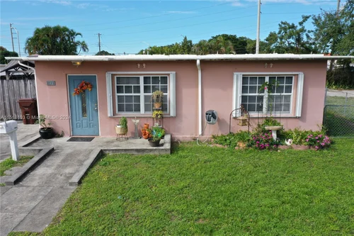 821 E 16th Pl, Hialeah FL 33010