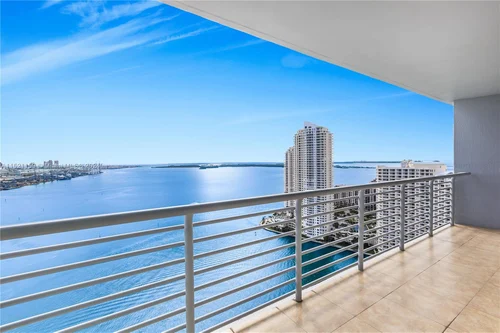 335 S Biscayne Blvd # 3512, Miami FL 33131