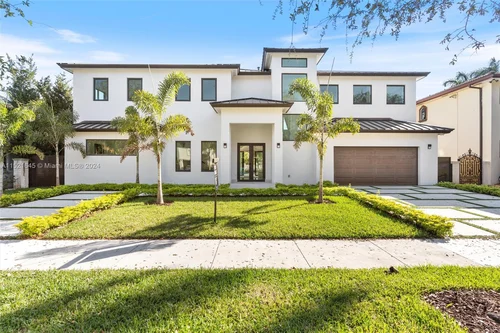 8600 NW 168th Ter, Miami Lakes FL 33016