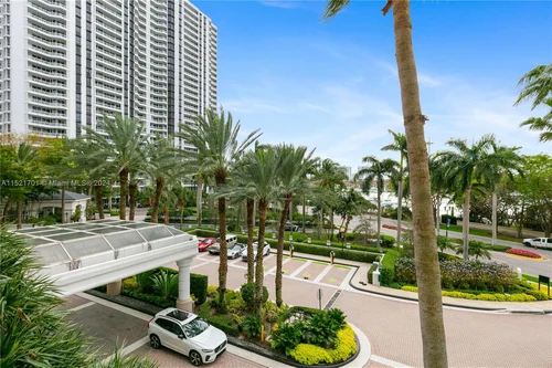 21205 Yacht Club Dr # 407, Aventura FL 33180